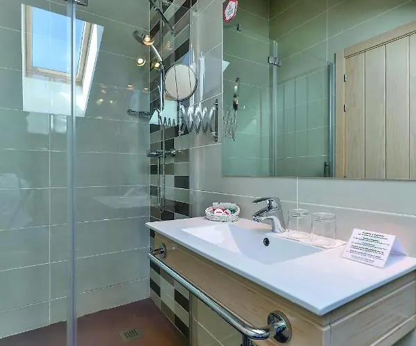 La By Vivere بيت ضيافة 2*