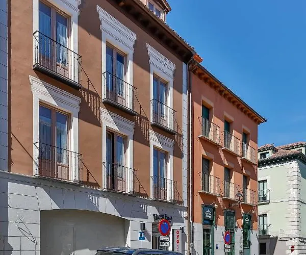 بيت ضيافة La By Vivere 2*